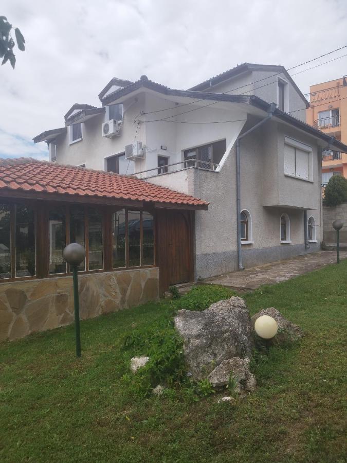 Вила Симеонов Varna Luaran gambar